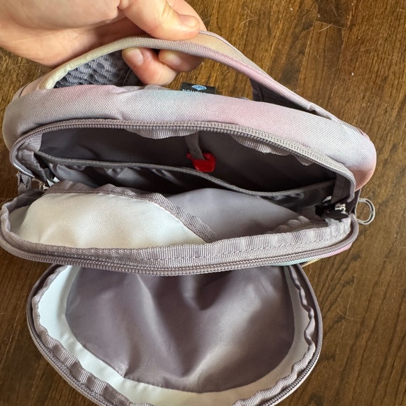 Osprey rainbow ( pride edition) backpack - Picture 2 of 4